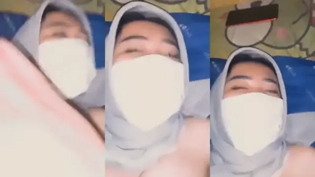 Hijab Masker Putih Merem Kee